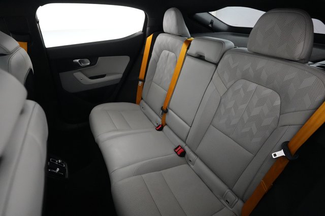 2023 Polestar 2 — photo 19 of 21