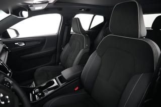 2023 Volvo XC40 Recharge — photo 3 of 21