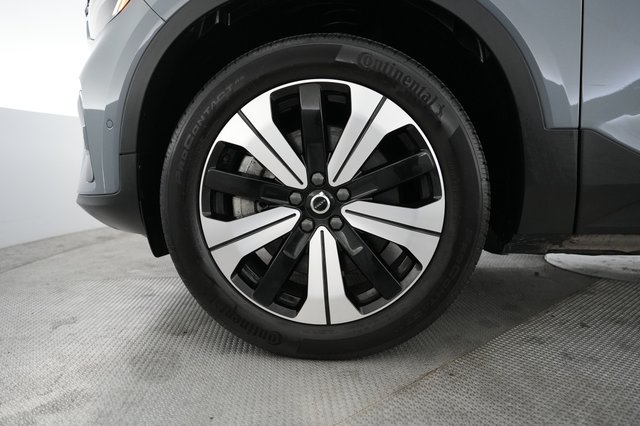 2023 Volvo XC40 Recharge — photo 15 of 21