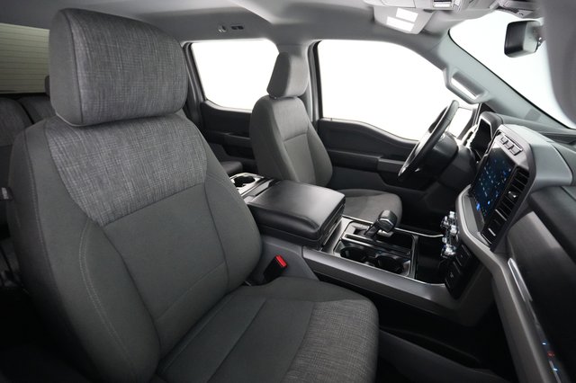 2023 Ford F-150 Lightning — photo 12 of 15