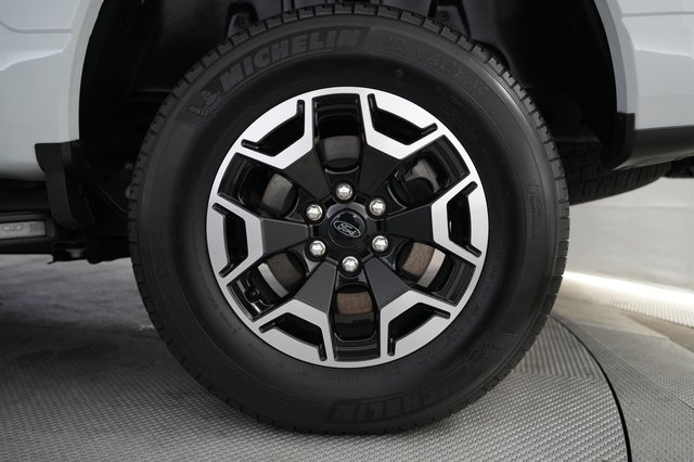 2023 Ford F-150 Lightning — photo 7 of 15
