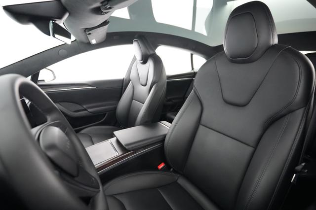 2024 Tesla Model S — photo 3 of 21