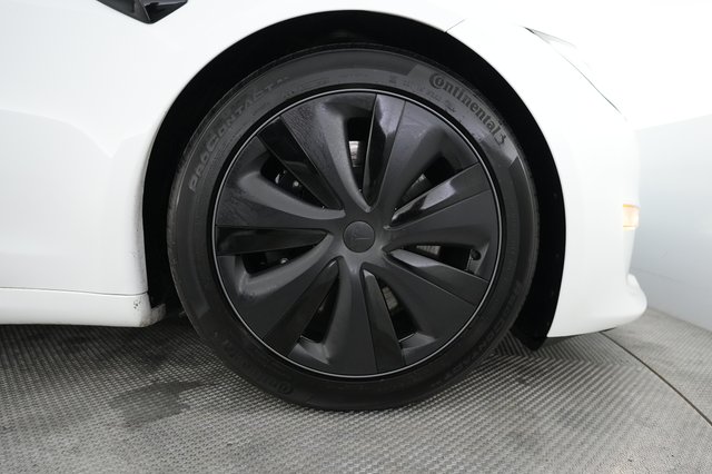 2024 Tesla Model S — photo 16 of 21