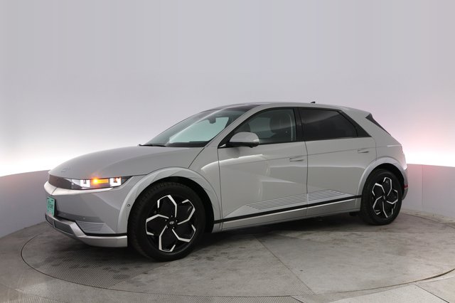 2024 Hyundai IONIQ 5 — photo 14 of 22