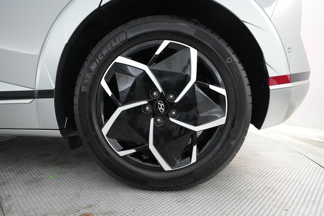 2024 Hyundai IONIQ 5 — photo 7 of 22
