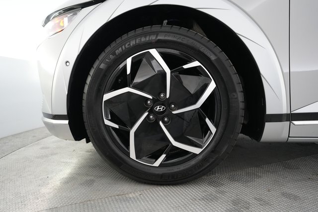 2024 Hyundai IONIQ 5 — photo 15 of 22