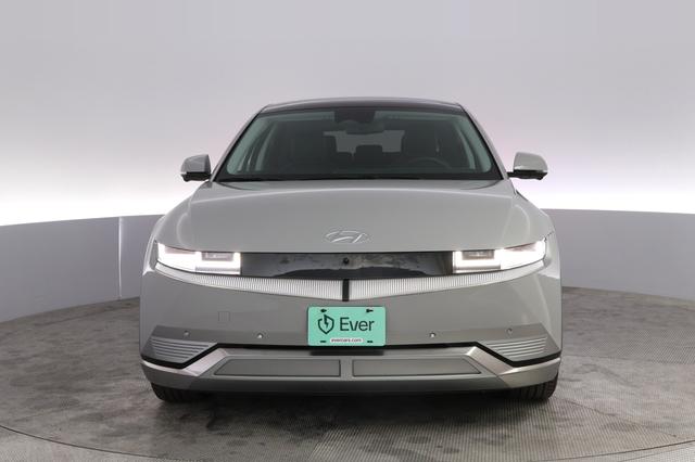 2024 Hyundai IONIQ 5 — photo 9 of 22
