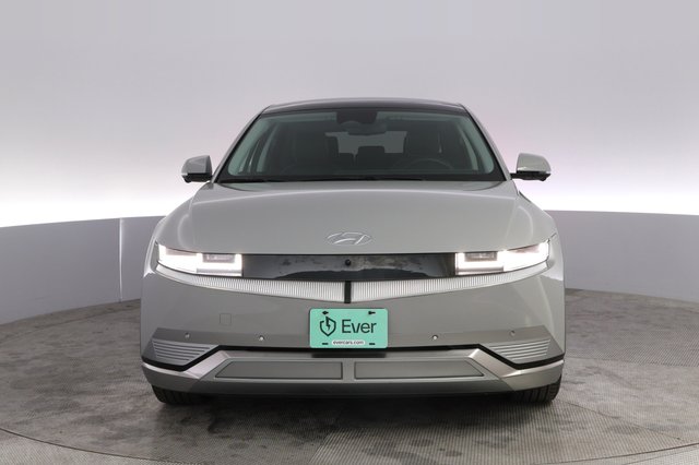 2024 Hyundai IONIQ 5 — photo 9 of 22