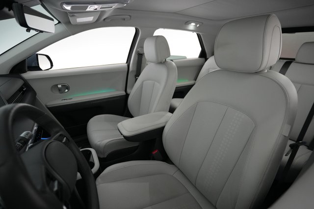 2024 Hyundai IONIQ 5 — photo 3 of 21