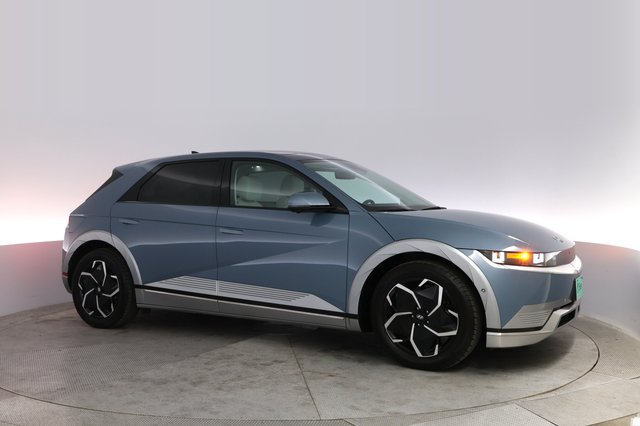 2024 Hyundai IONIQ 5 — photo 11 of 21