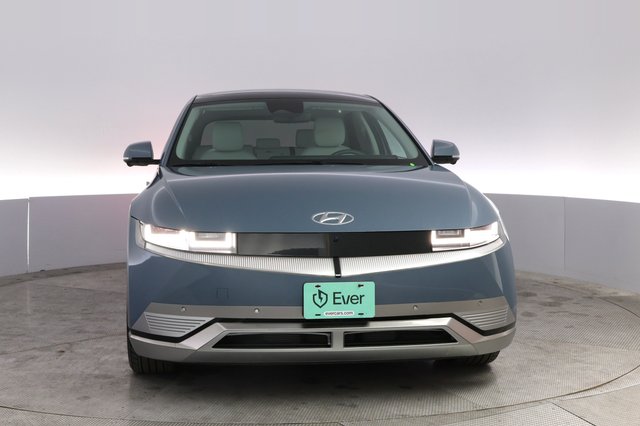 2024 Hyundai IONIQ 5 — photo 9 of 21