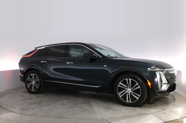 2024 Cadillac Lyriq — photo 11 of 21