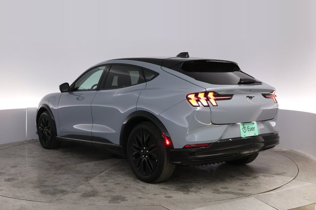 2025 Ford Mustang Mach-E — photo 13 of 21