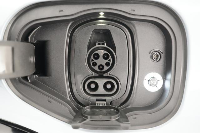 2025 Ford Mustang Mach-E — photo 8 of 21