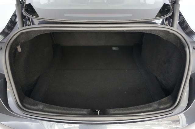 2025 Tesla Model 3 — photo 6 of 21
