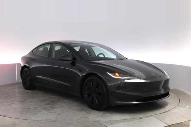 2025 Tesla Model 3 — photo 10 of 21
