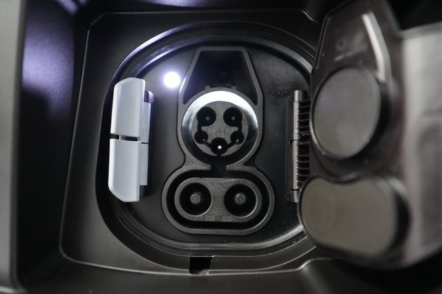 2025 MINI Countryman — photo 8 of 20
