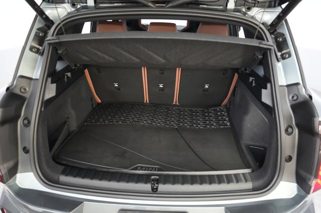 2025 MINI Countryman — photo 6 of 20