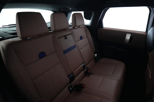 2025 MINI Countryman — photo 4 of 20