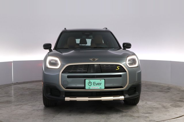 2025 MINI Countryman — photo 9 of 20