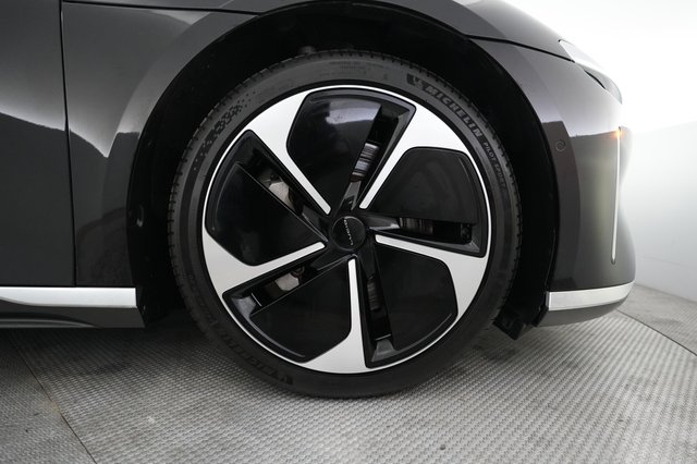 2023 Lucid Air — photo 16 of 23