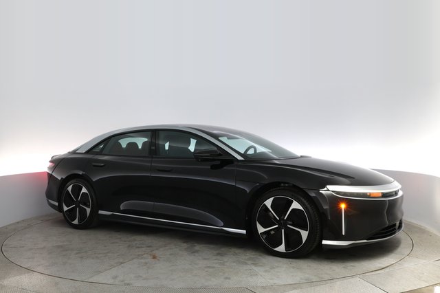 2023 Lucid Air — photo 11 of 23