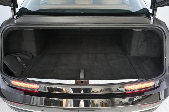 2023 Lucid Air — photo 6 of 23