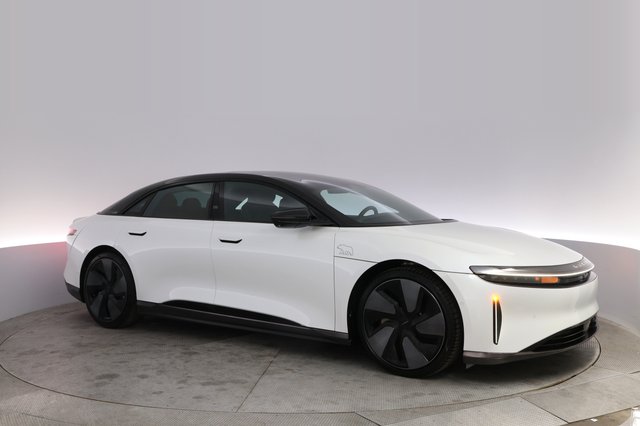 2023 Lucid Air — photo 11 of 21