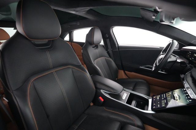 2023 Lucid Air — photo 18 of 21