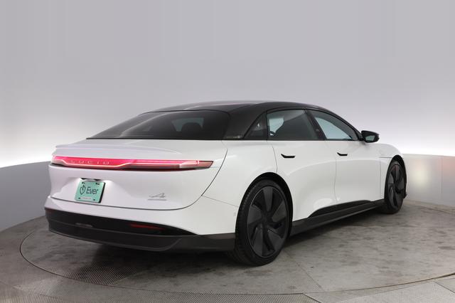2023 Lucid Air — photo 2 of 21