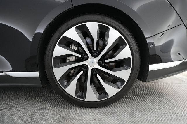 2023 Lucid Air — photo 7 of 21