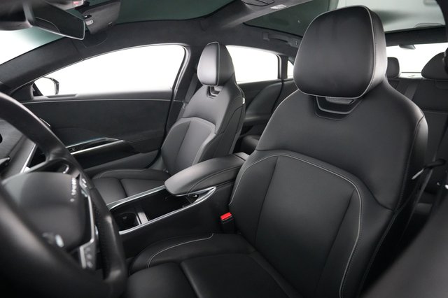 2023 Lucid Air — photo 3 of 21
