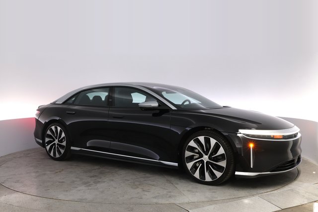 2023 Lucid Air — photo 11 of 21