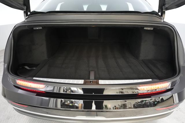 2023 Lucid Air — photo 6 of 21