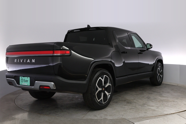 2023 Rivian R1T