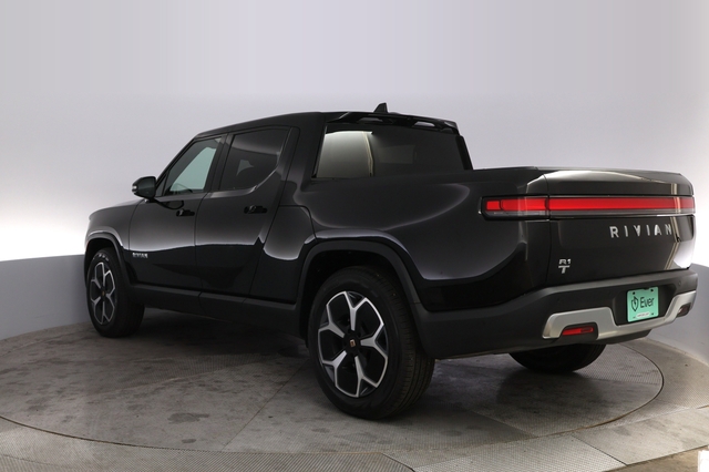 2023 Rivian R1T