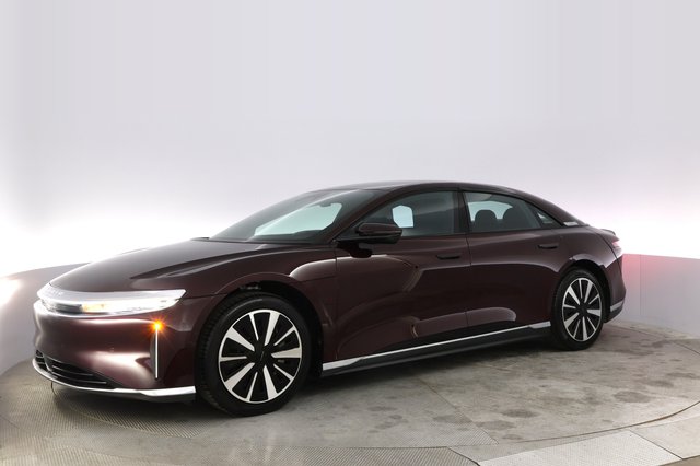 2023 Lucid Air — photo 14 of 21
