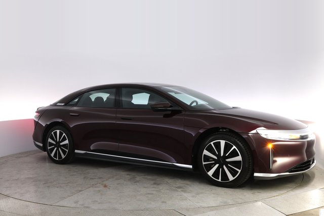 2023 Lucid Air — photo 11 of 21