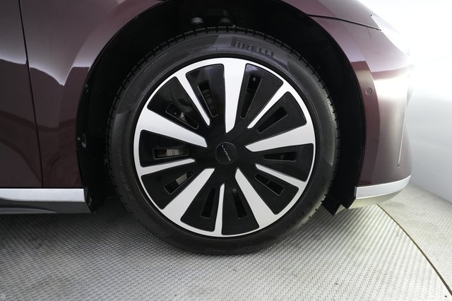 2023 Lucid Air — photo 16 of 21