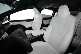 2023 Tesla Model X — photo 3 of 23