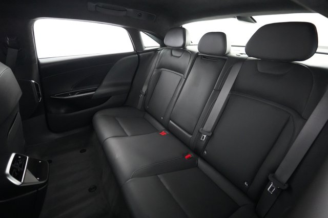 2023 Lucid Air — photo 19 of 21