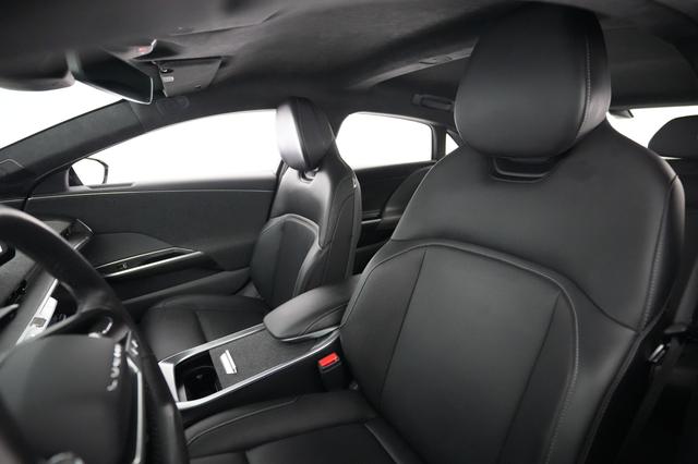 2023 Lucid Air — photo 3 of 21