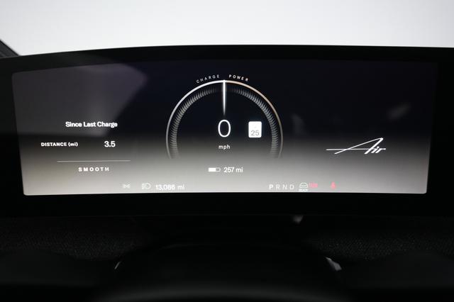 2023 Lucid Air — photo 5 of 21