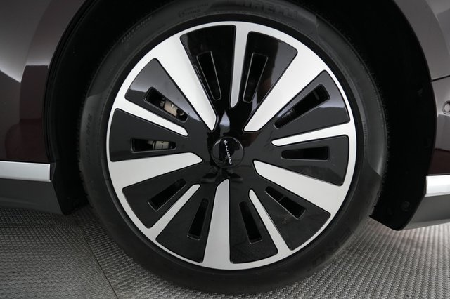 2023 Lucid Air — photo 7 of 21
