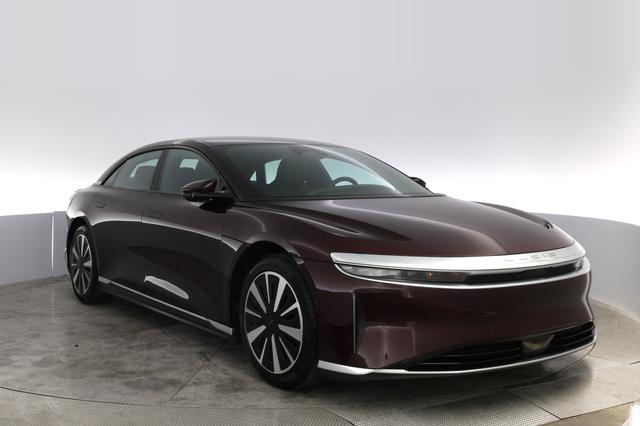 2023 Lucid Air — photo 10 of 21