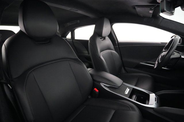 2023 Lucid Air — photo 18 of 21