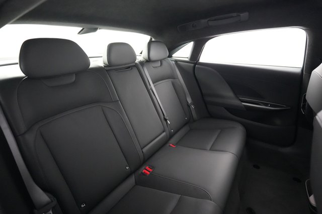 2023 Lucid Air — photo 4 of 21