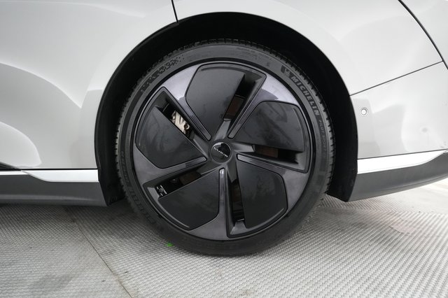 2023 Lucid Air — photo 7 of 21