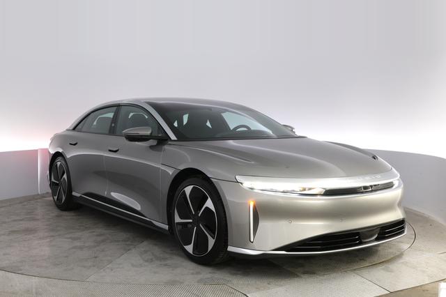 2023 Lucid Air — photo 10 of 22
