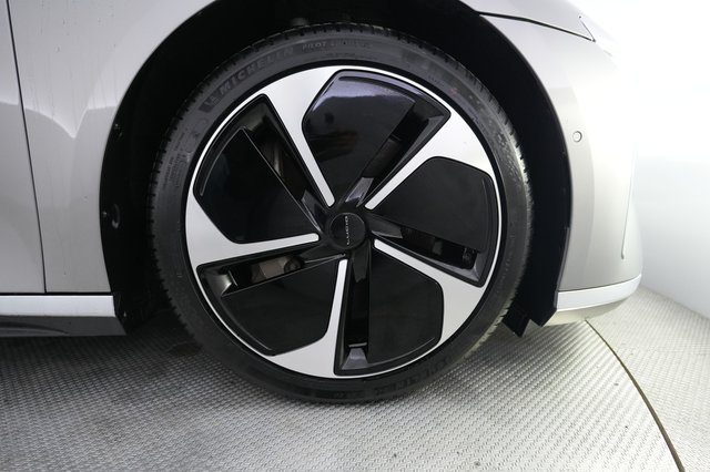 2023 Lucid Air — photo 16 of 22